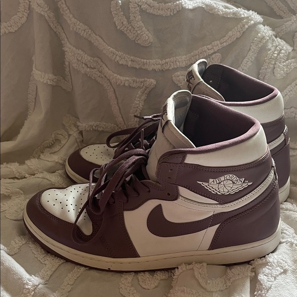 Nike Other - Nike Men’s High-Top Sneakers in Burgundy and White